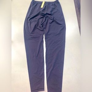 Skims leggings size small - Onyx color